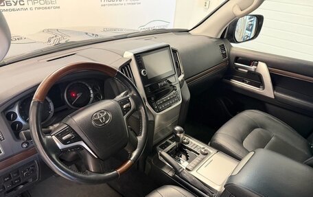 Toyota Land Cruiser 200, 2016 год, 7 280 000 рублей, 7 фотография