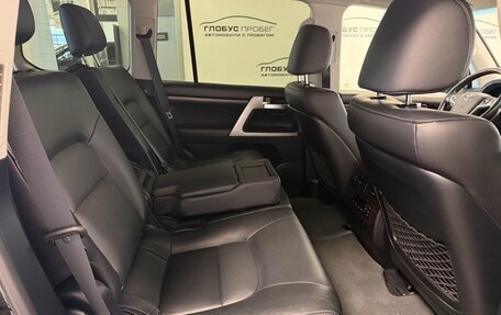 Toyota Land Cruiser 200, 2016 год, 7 280 000 рублей, 11 фотография