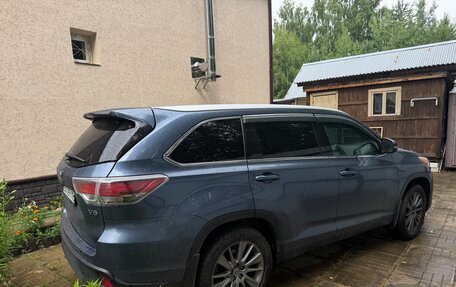 Toyota Highlander III, 2015 год, 2 830 000 рублей, 10 фотография
