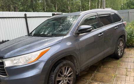 Toyota Highlander III, 2015 год, 2 830 000 рублей, 13 фотография