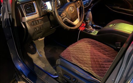 Toyota Highlander III, 2015 год, 2 830 000 рублей, 23 фотография