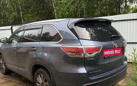 Toyota Highlander III, 2015 год, 2 830 000 рублей, 12 фотография