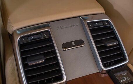 Porsche Panamera II рестайлинг, 2012 год, 2 700 000 рублей, 13 фотография