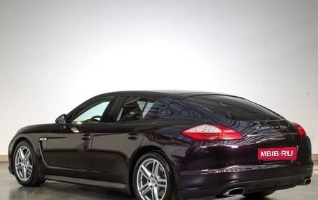 Porsche Panamera II рестайлинг, 2012 год, 2 700 000 рублей, 8 фотография