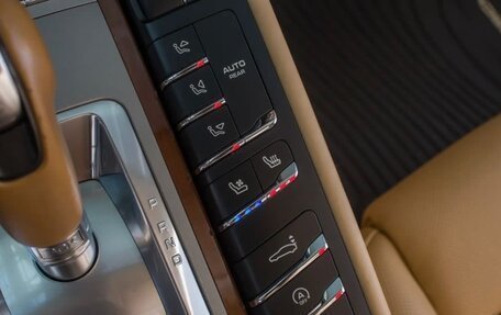 Porsche Panamera II рестайлинг, 2012 год, 2 700 000 рублей, 26 фотография