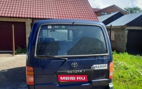 Toyota HiAce H100, 2000 год, 230 000 рублей, 6 фотография