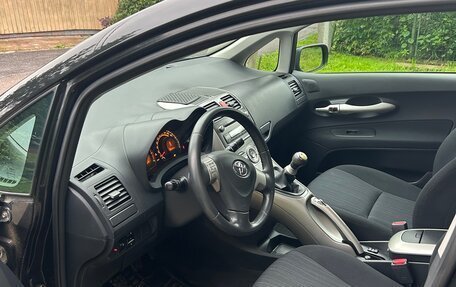 Toyota Auris II, 2008 год, 650 000 рублей, 3 фотография