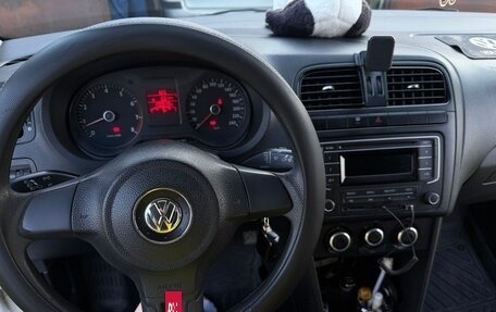 Volkswagen Polo VI (EU Market), 2013 год, 680 000 рублей, 10 фотография