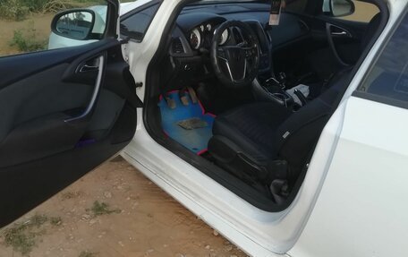 Opel Astra J, 2014 год, 550 000 рублей, 5 фотография