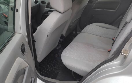 Ford Fusion I, 2005 год, 200 000 рублей, 9 фотография