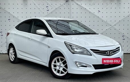 Hyundai Solaris II рестайлинг, 2014 год, 820 000 рублей, 2 фотография