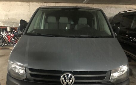 Volkswagen Transporter T5 рестайлинг, 2015 год, 3 000 000 рублей, 1 фотография