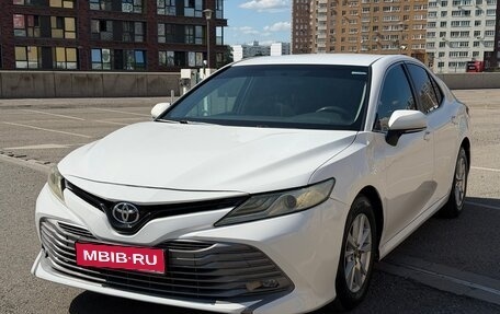 Toyota Camry, 2019 год, 1 550 000 рублей, 1 фотография