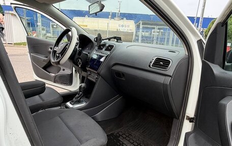Volkswagen Polo VI (EU Market), 2018 год, 700 000 рублей, 15 фотография