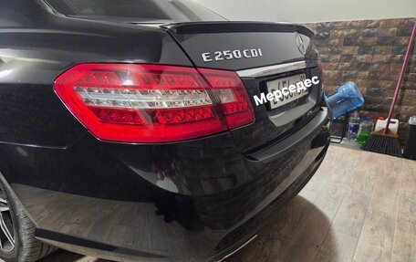 Mercedes-Benz E-Класс, 2013 год, 1 900 000 рублей, 8 фотография