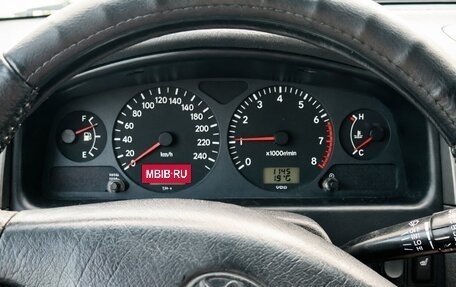Toyota Avensis III рестайлинг, 1999 год, 270 000 рублей, 6 фотография