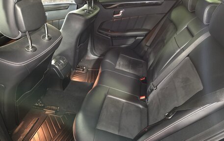 Mercedes-Benz E-Класс, 2013 год, 1 900 000 рублей, 13 фотография