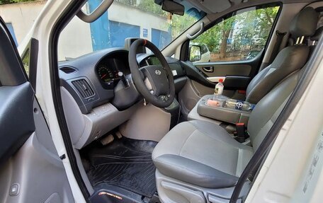 Hyundai Grand Starex Grand Starex I рестайлинг 2, 2008 год, 1 150 000 рублей, 21 фотография