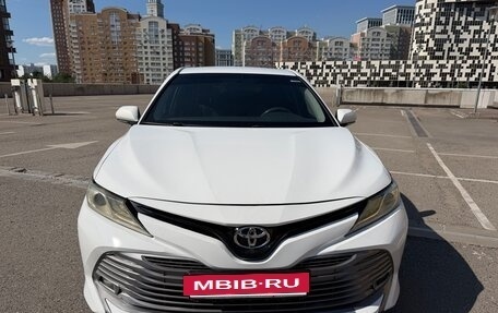 Toyota Camry, 2019 год, 1 550 000 рублей, 9 фотография