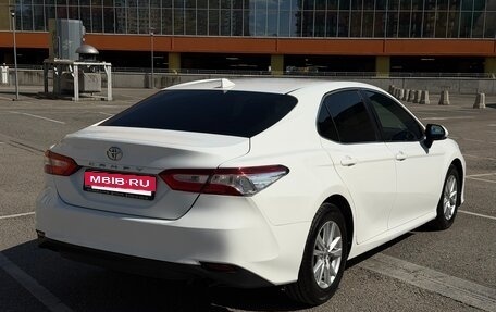 Toyota Camry, 2019 год, 1 550 000 рублей, 5 фотография