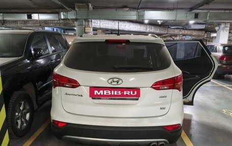 Hyundai Santa Fe III рестайлинг, 2013 год, 1 940 000 рублей, 3 фотография
