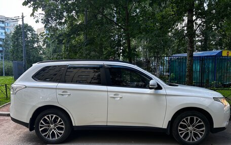 Mitsubishi Outlander III рестайлинг 3, 2013 год, 1 150 000 рублей, 12 фотография