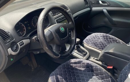 Skoda Octavia, 2012 год, 935 000 рублей, 10 фотография