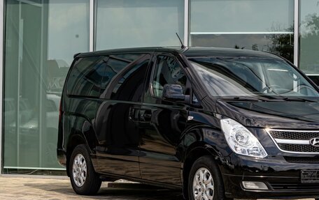 Hyundai H-1 II рестайлинг, 2010 год, 1 295 000 рублей, 7 фотография