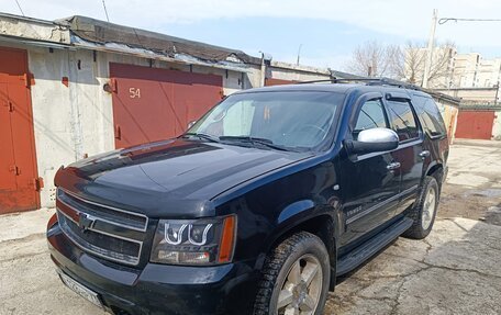 Chevrolet Tahoe III, 2011 год, 1 630 000 рублей, 1 фотография