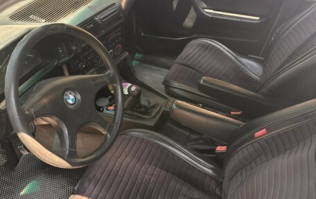 BMW 5 серия, 1988 год, 320 000 рублей, 5 фотография