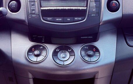 Toyota RAV4, 2011 год, 1 549 990 рублей, 11 фотография