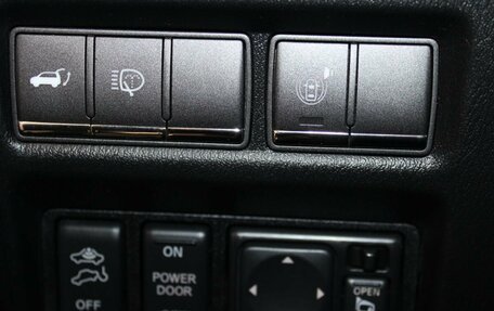 Nissan Patrol, 2011 год, 1 957 000 рублей, 24 фотография