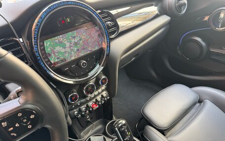 MINI Hatch, 2021 год, 3 770 000 рублей, 21 фотография