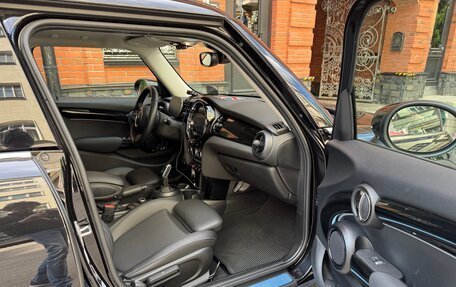 MINI Hatch, 2021 год, 3 770 000 рублей, 16 фотография