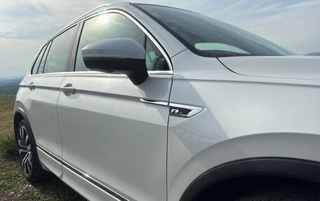 Volkswagen Tiguan II, 2019 год, 3 000 000 рублей, 5 фотография