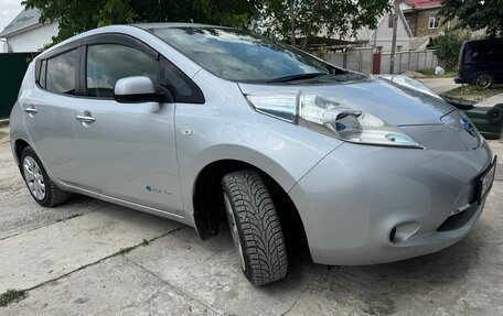 Nissan Leaf I, 2015 год, 1 200 000 рублей, 3 фотография