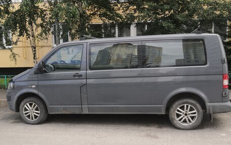 Volkswagen Caravelle T5, 2011 год, 1 150 000 рублей, 2 фотография