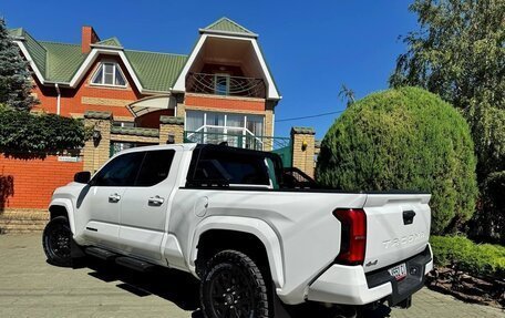 Toyota Tacoma, 2024 год, 6 900 000 рублей, 8 фотография