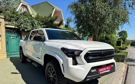 Toyota Tacoma, 2024 год, 6 900 000 рублей, 2 фотография