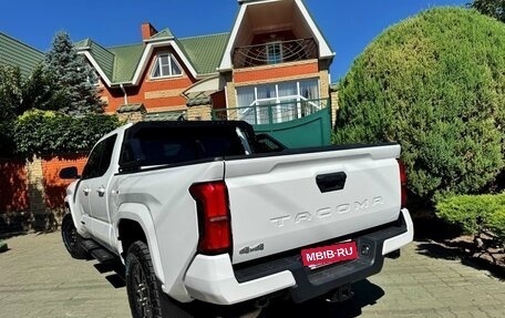 Toyota Tacoma, 2024 год, 6 900 000 рублей, 7 фотография