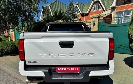 Toyota Tacoma, 2024 год, 6 900 000 рублей, 10 фотография