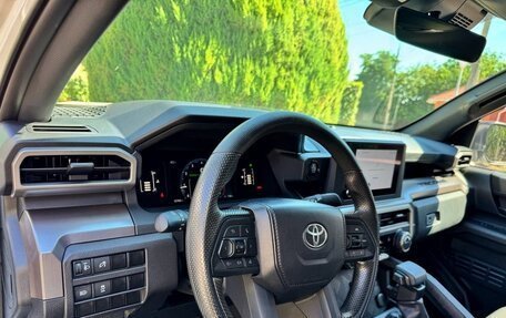 Toyota Tacoma, 2024 год, 6 900 000 рублей, 21 фотография