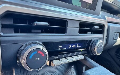 Toyota Tacoma, 2024 год, 6 900 000 рублей, 22 фотография