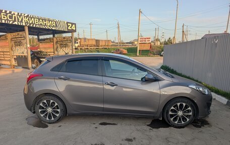 Hyundai i30 II рестайлинг, 2012 год, 650 000 рублей, 4 фотография