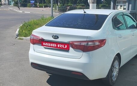 KIA Rio III рестайлинг, 2014 год, 850 000 рублей, 4 фотография