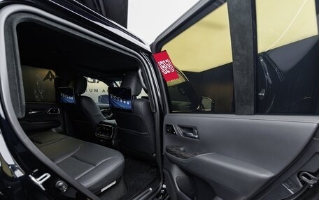 Toyota Land Cruiser, 2026 год, 28 800 000 рублей, 32 фотография