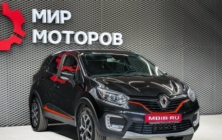 Renault Kaptur I рестайлинг, 2018 год, 1 350 000 рублей, 3 фотография