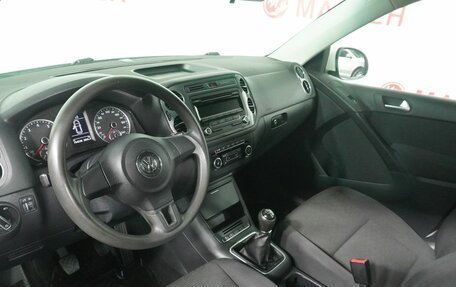 Volkswagen Tiguan I, 2012 год, 964 000 рублей, 9 фотография