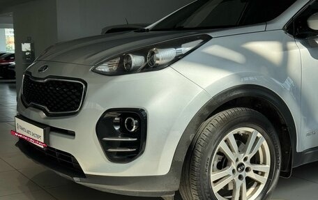 KIA Sportage IV рестайлинг, 2018 год, 2 000 000 рублей, 10 фотография