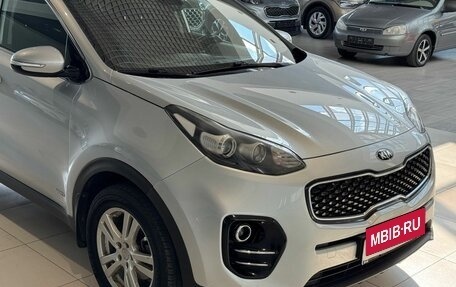 KIA Sportage IV рестайлинг, 2018 год, 2 000 000 рублей, 9 фотография